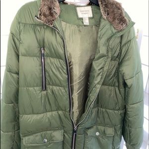 Bomber/ Puffer coat for the ladies.